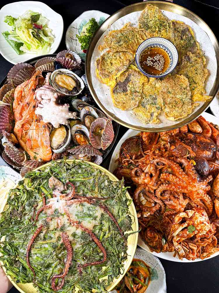 호수아구찜 해물찜 내부