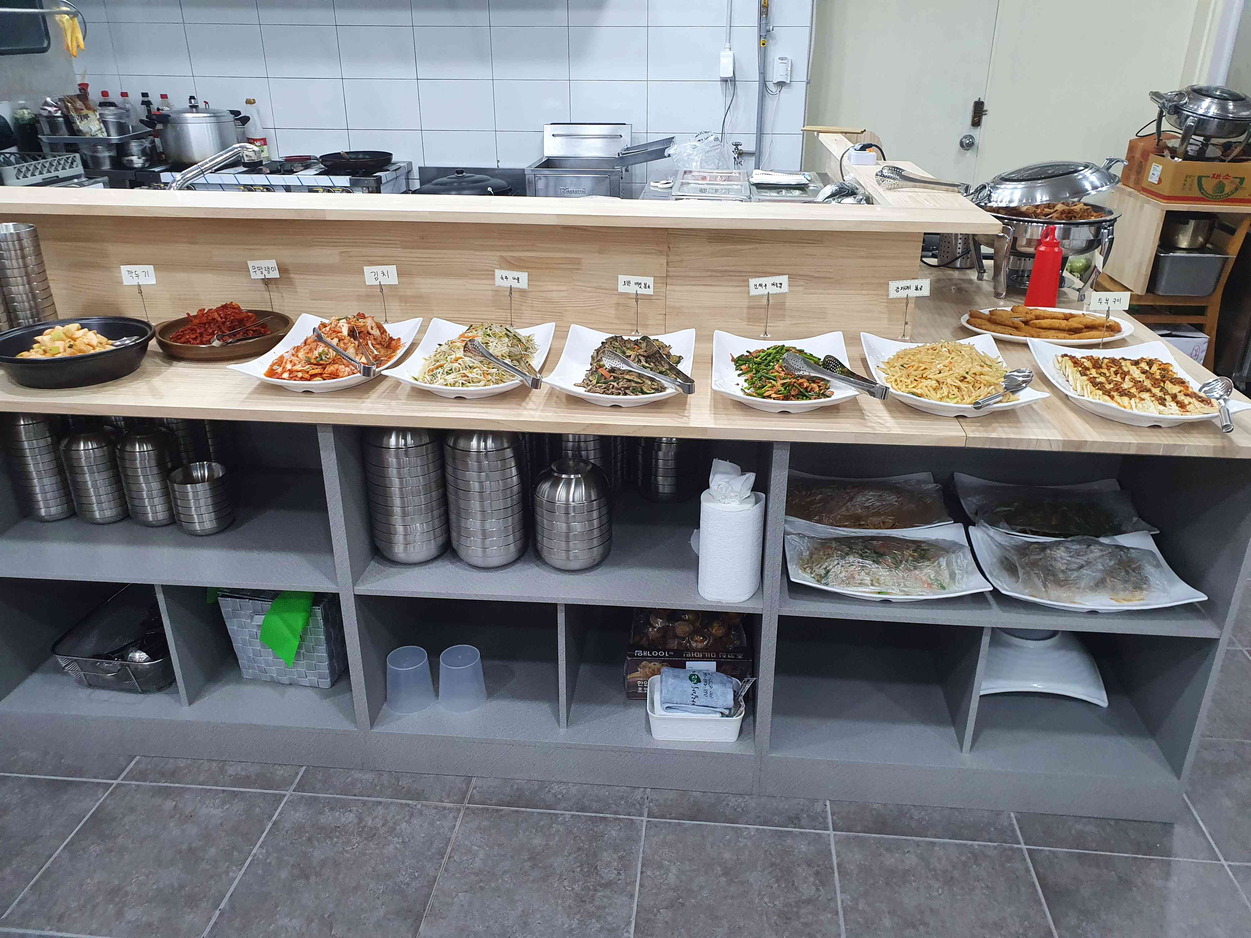잔디한식뷔페 전경
