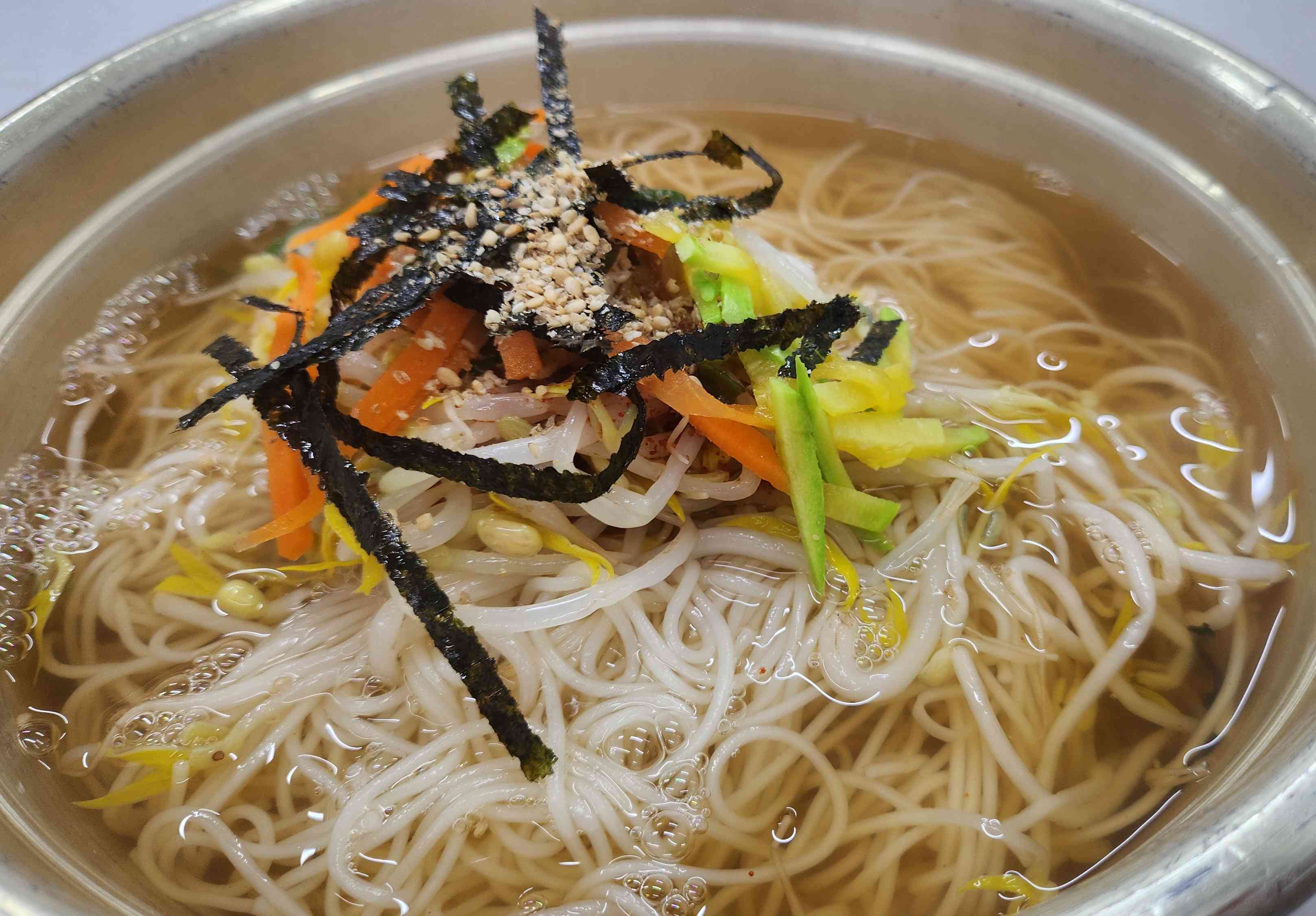 부송국수 모현점 전경