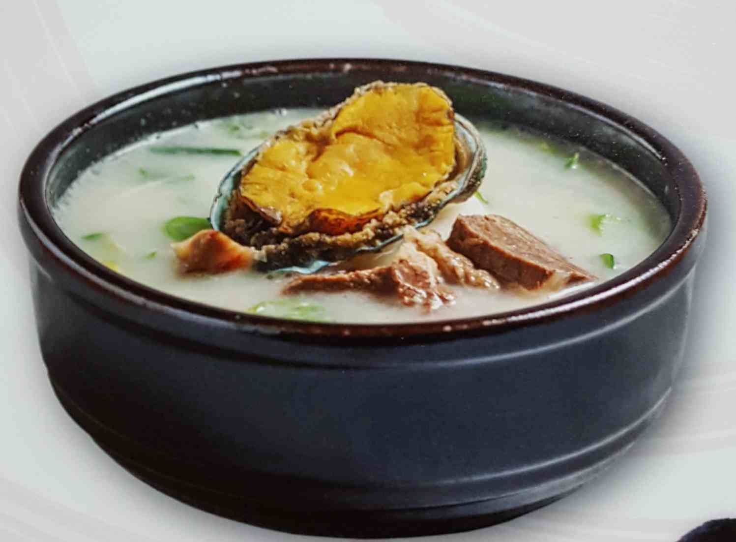 낙식전복곰탕 전경