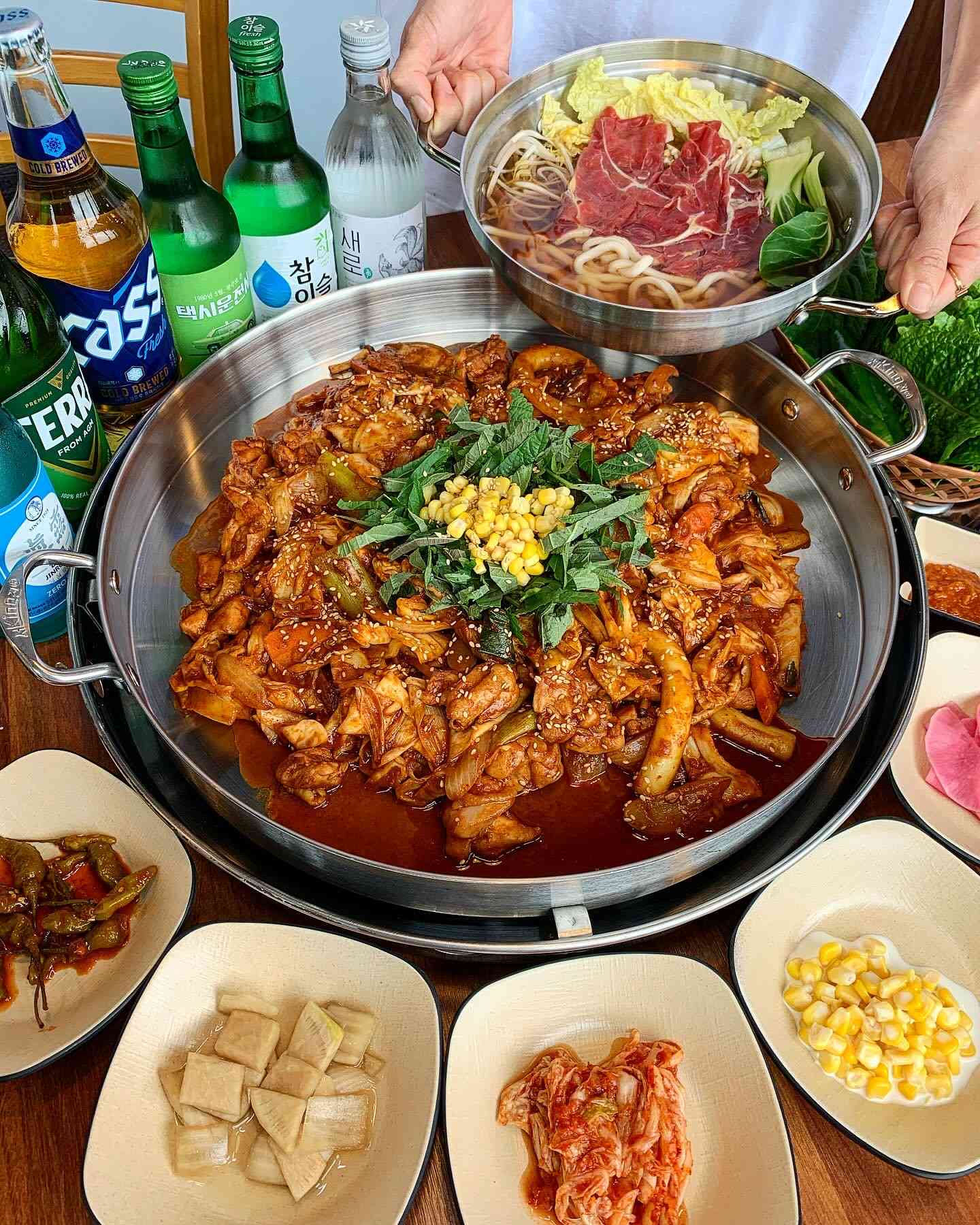 백년닭갈비 전경