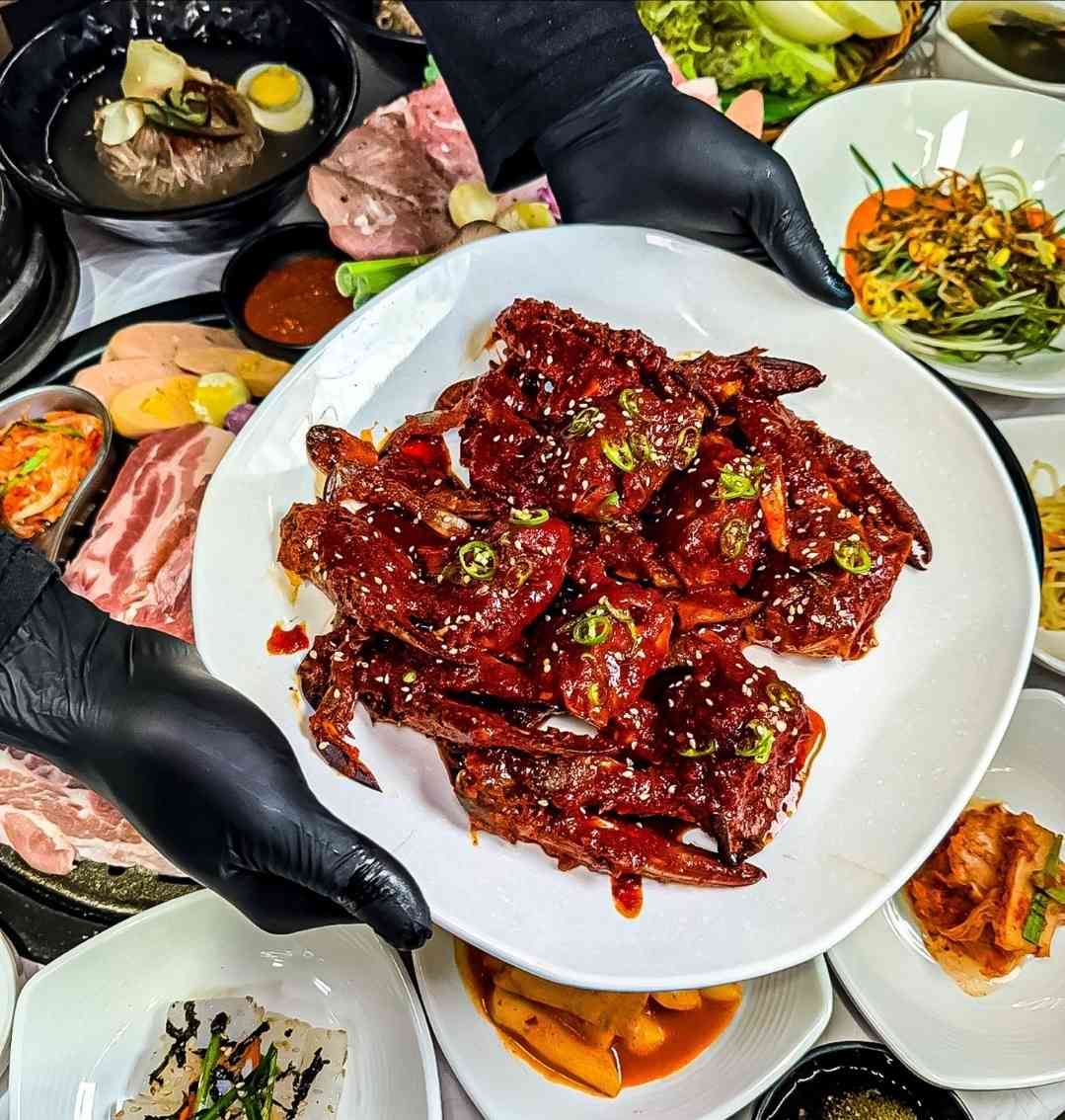 이동고고갈비 연평도대장게장 내부