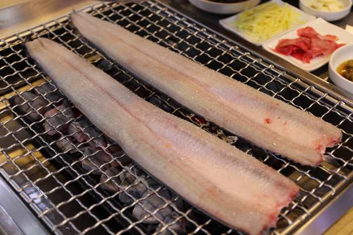 영랑동민물장어 내부