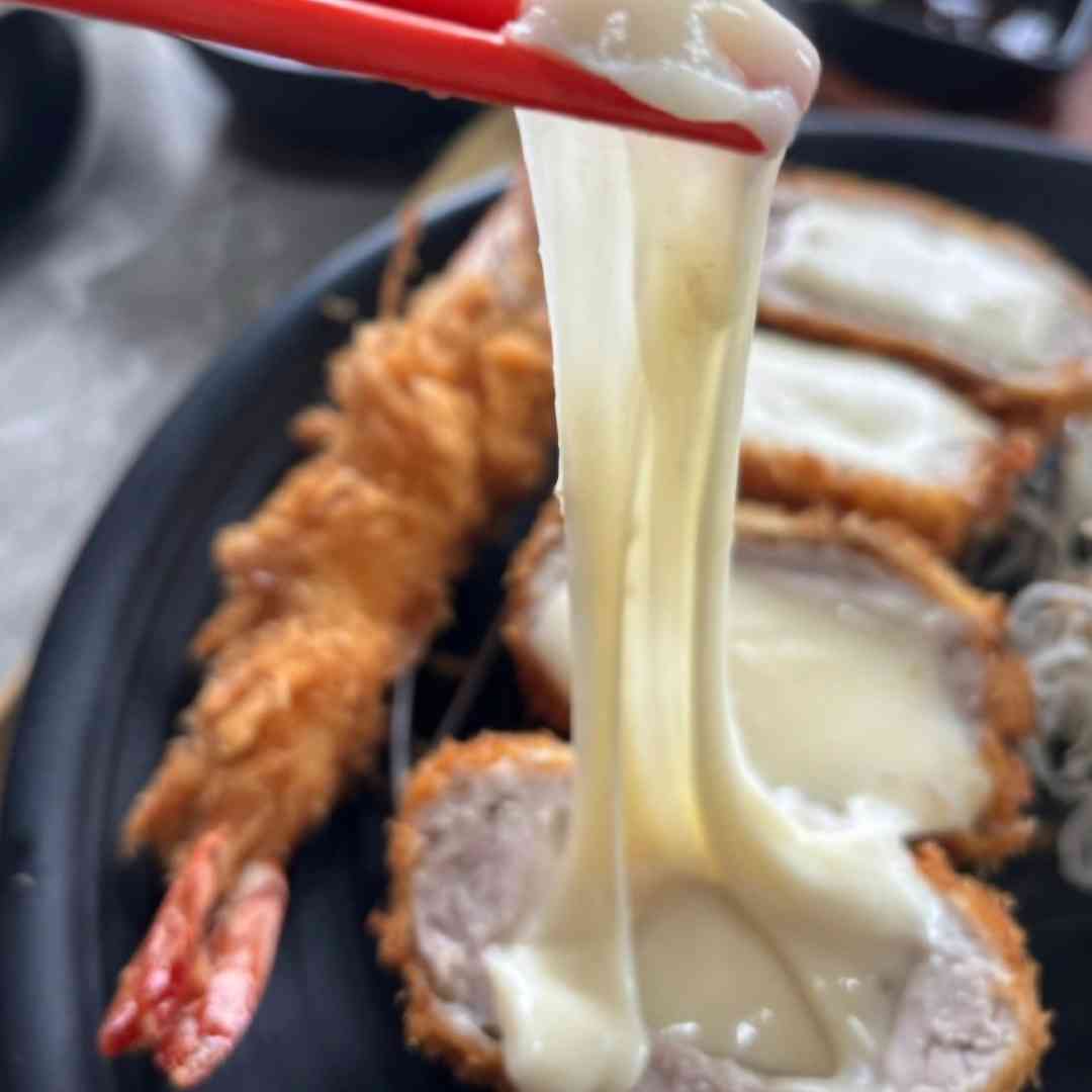 로카츠 내부