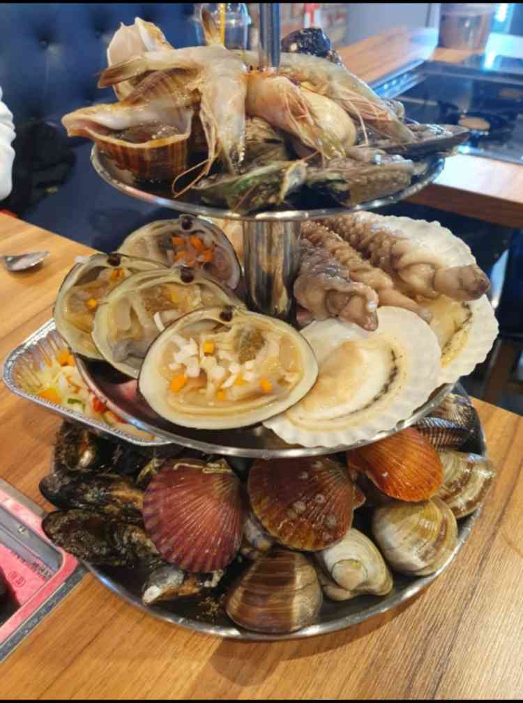 바다수퍼해물천하조개구이 화천점 내부