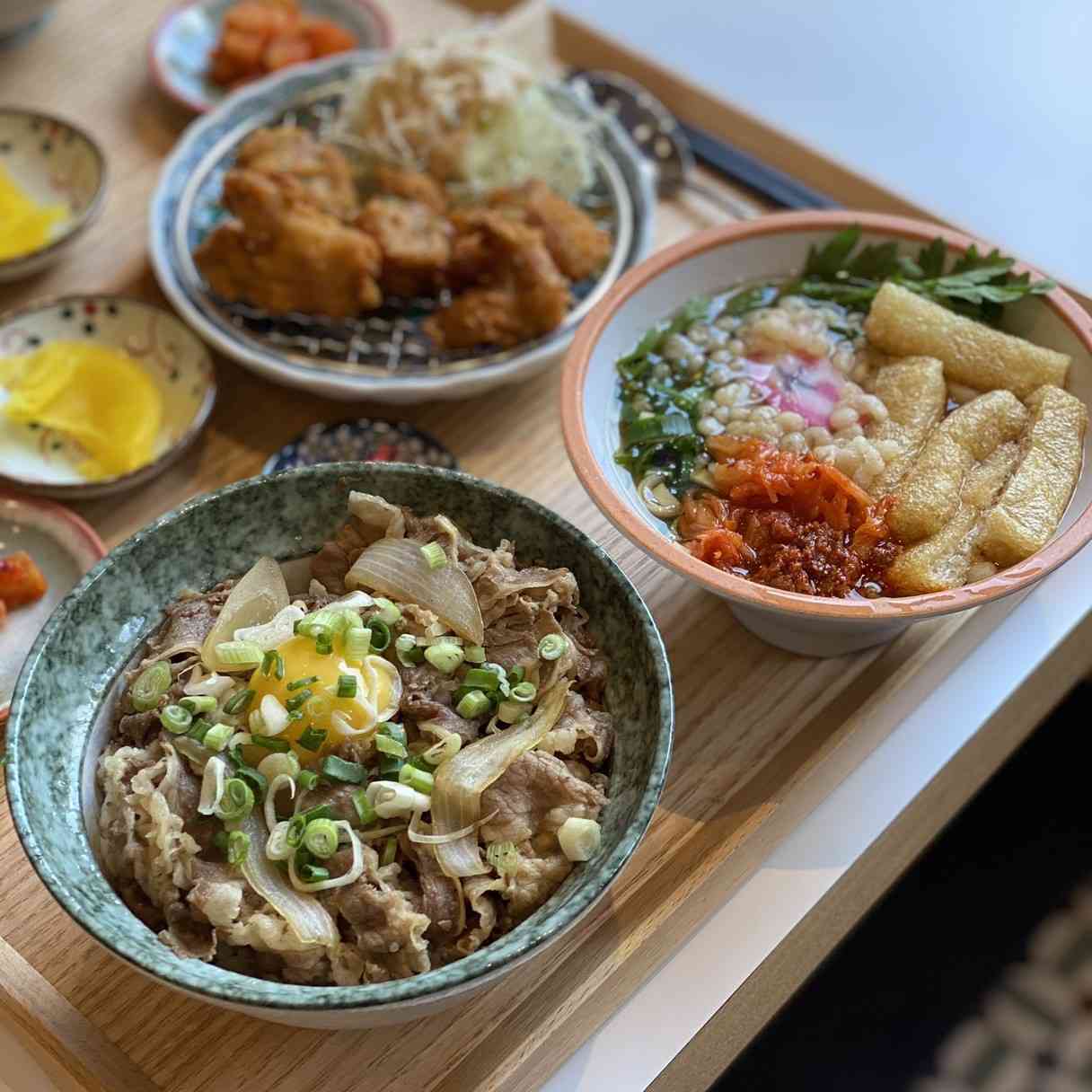 동경규동 부산대신점 내부