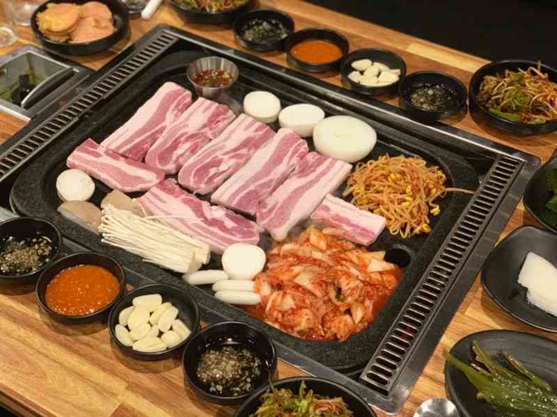 고깃집 전경